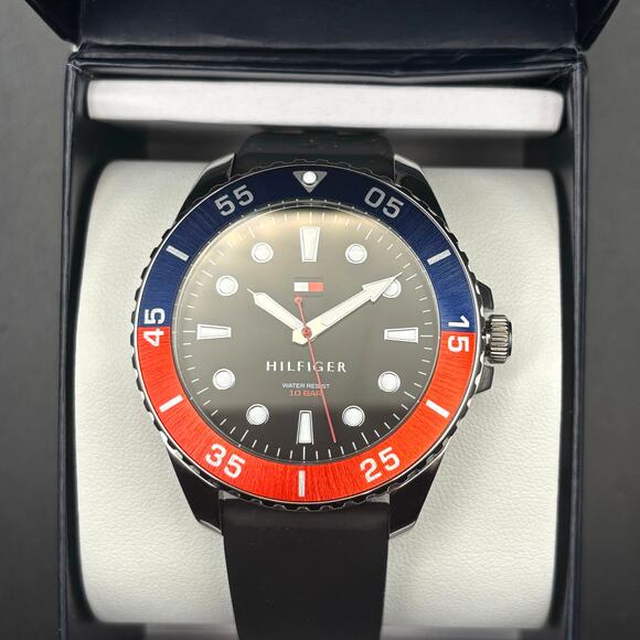 Tommy Hilfiger 1770030 Men’s Diver Style Red Blue Bezel 10 BAR Quartz Watch NIB - Picture 8 of 17